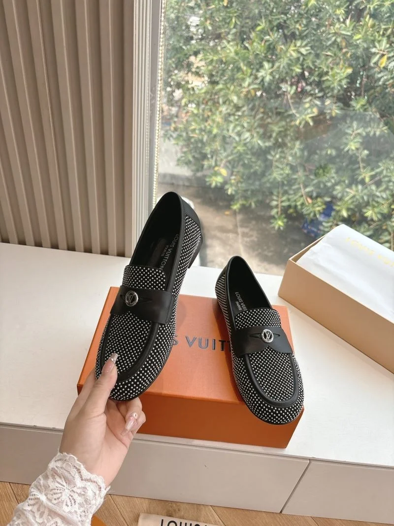 Louis Vuitton Slippers Supportive 31776