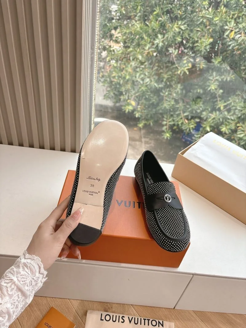 Louis Vuitton Slippers Supportive 31776