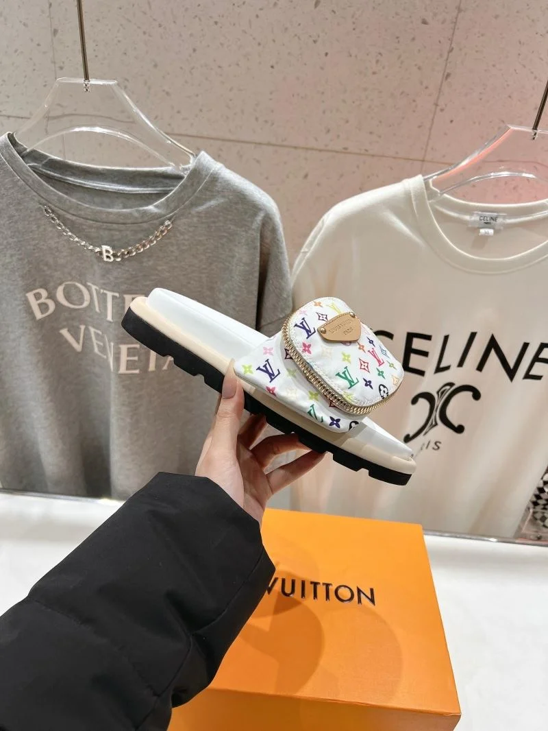 Premium Louis Vuitton Slippers 31798