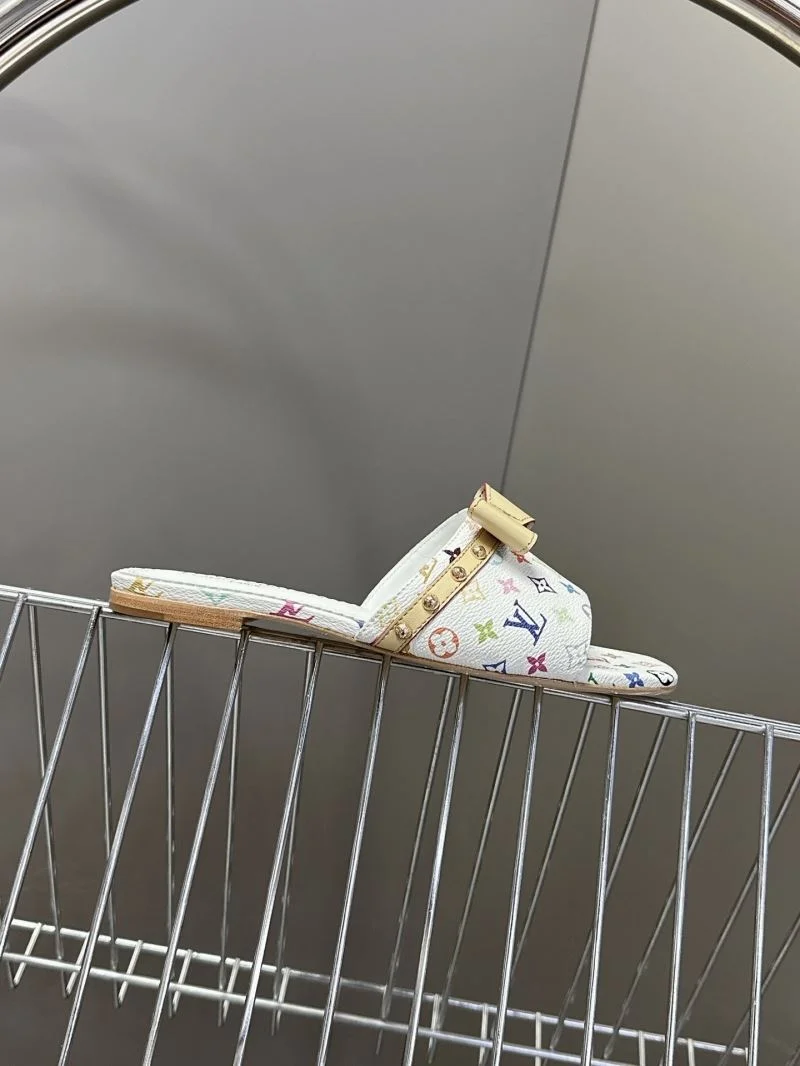 Sporty Louis Vuitton Slippers 31790