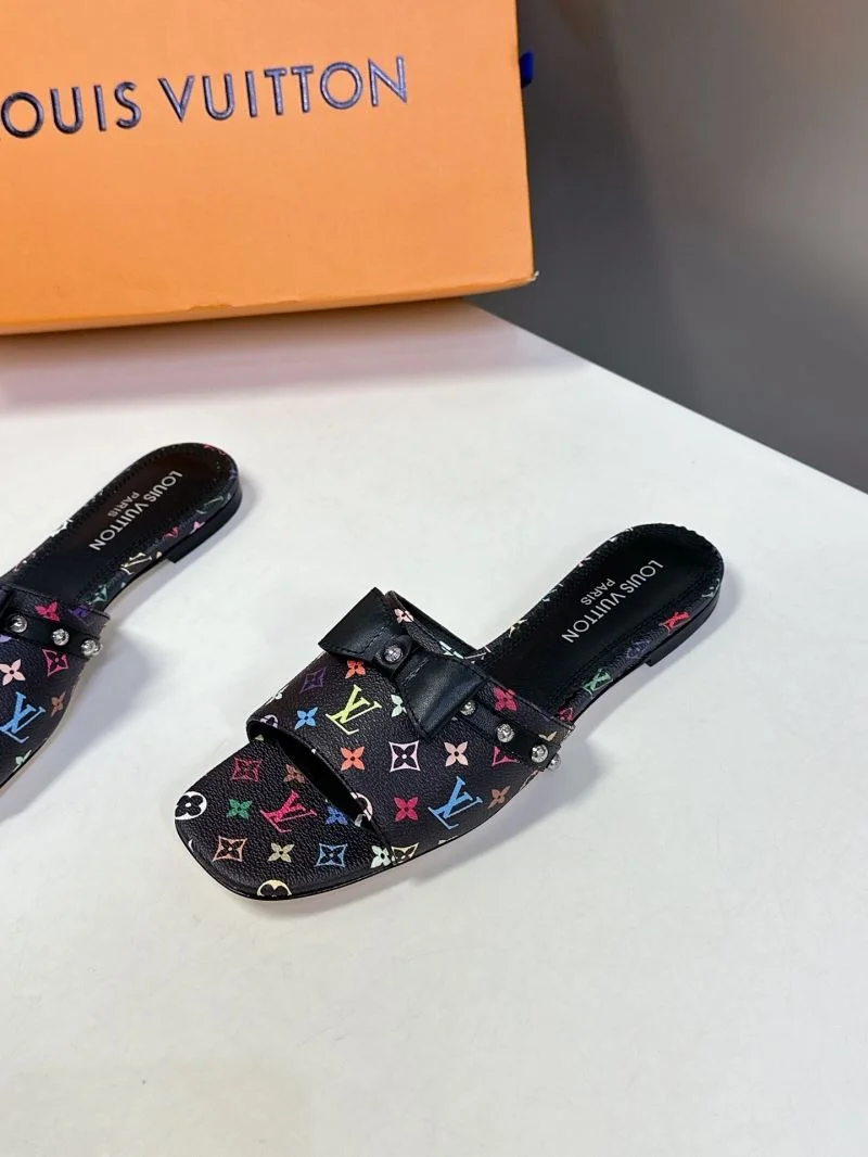 Seasonal Louis Vuitton Slippers 31774