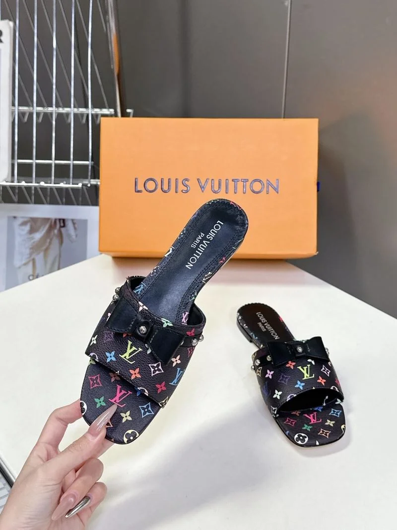 Seasonal Louis Vuitton Slippers 31774