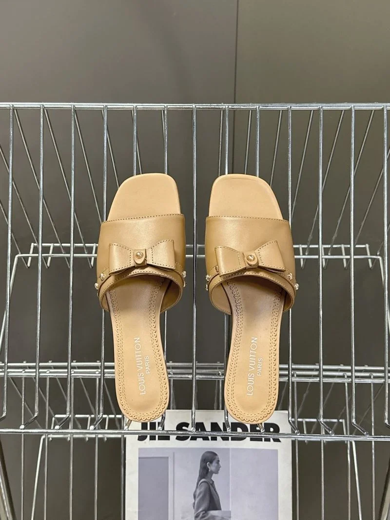 Timeless Louis Vuitton Slippers 31792