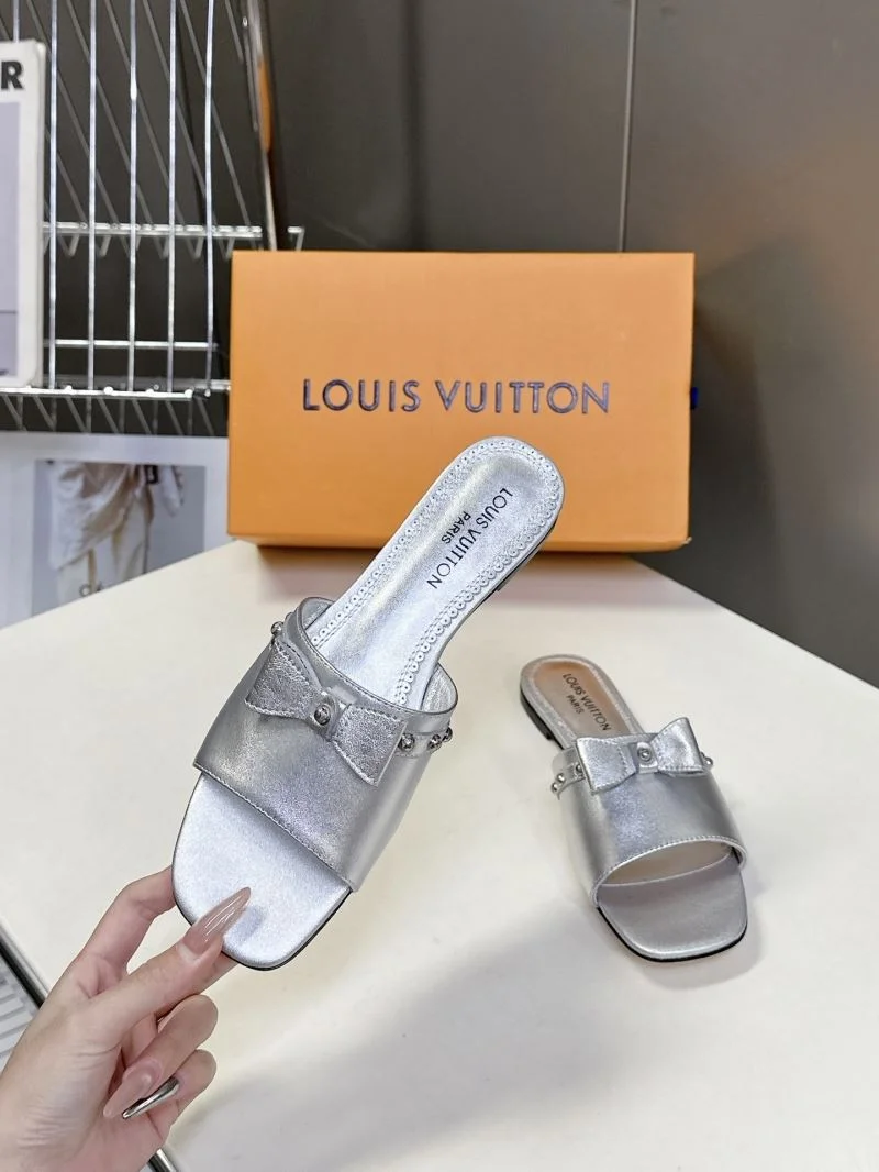 Stylish Louis Vuitton Slippers 31782