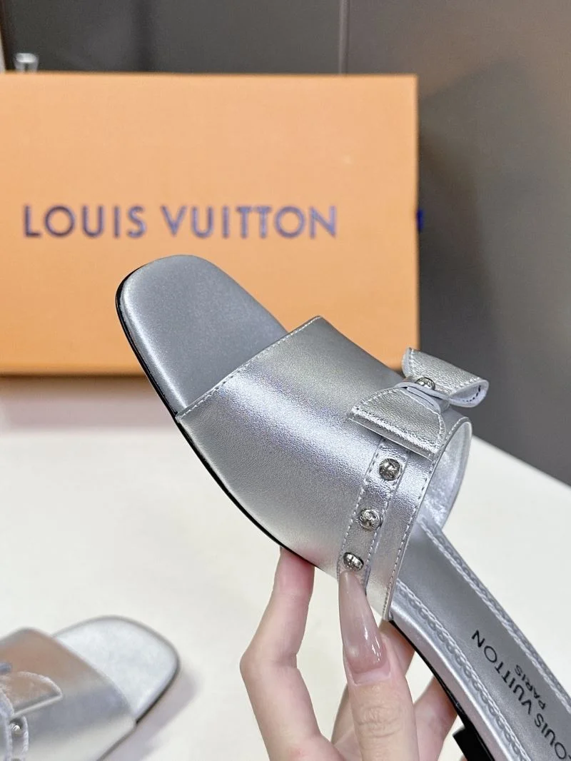 Stylish Louis Vuitton Slippers 31782