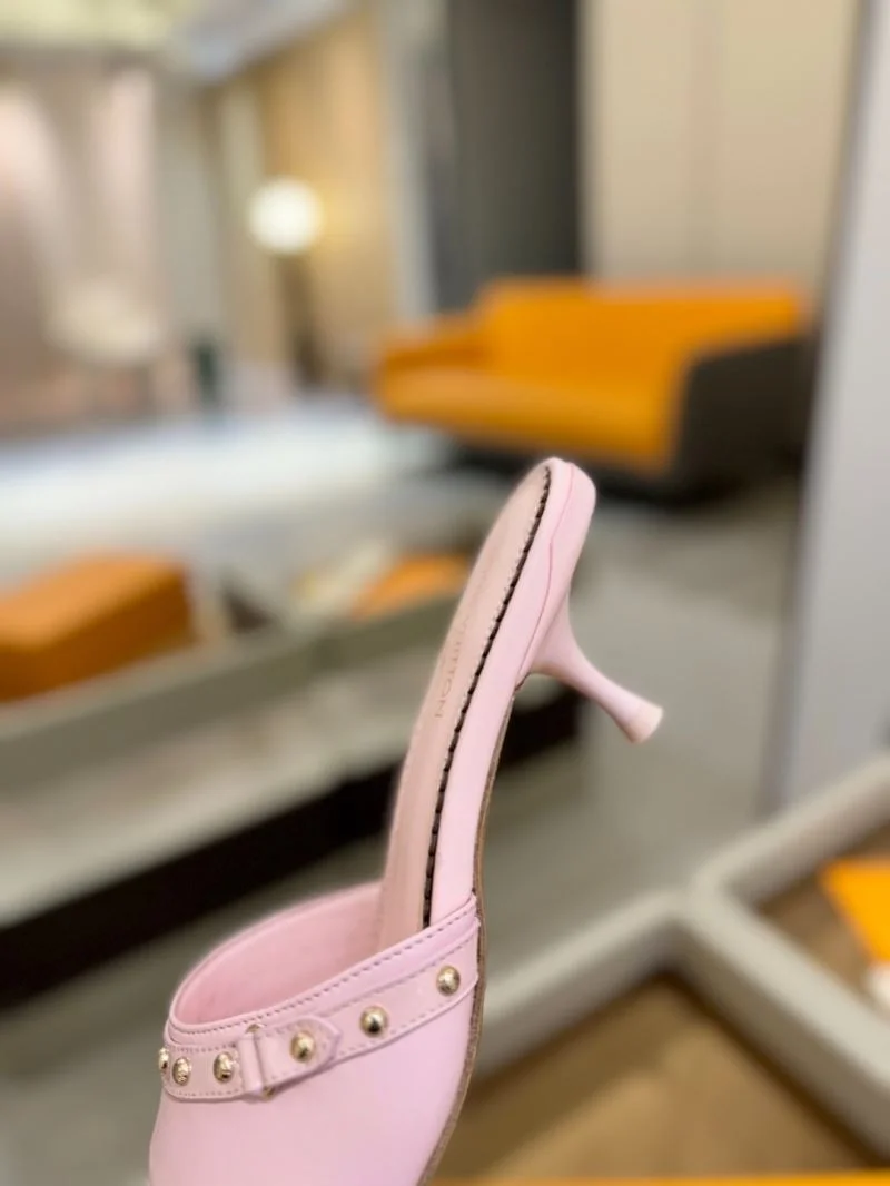SoftTouch Louis Vuitton Slippers 31794