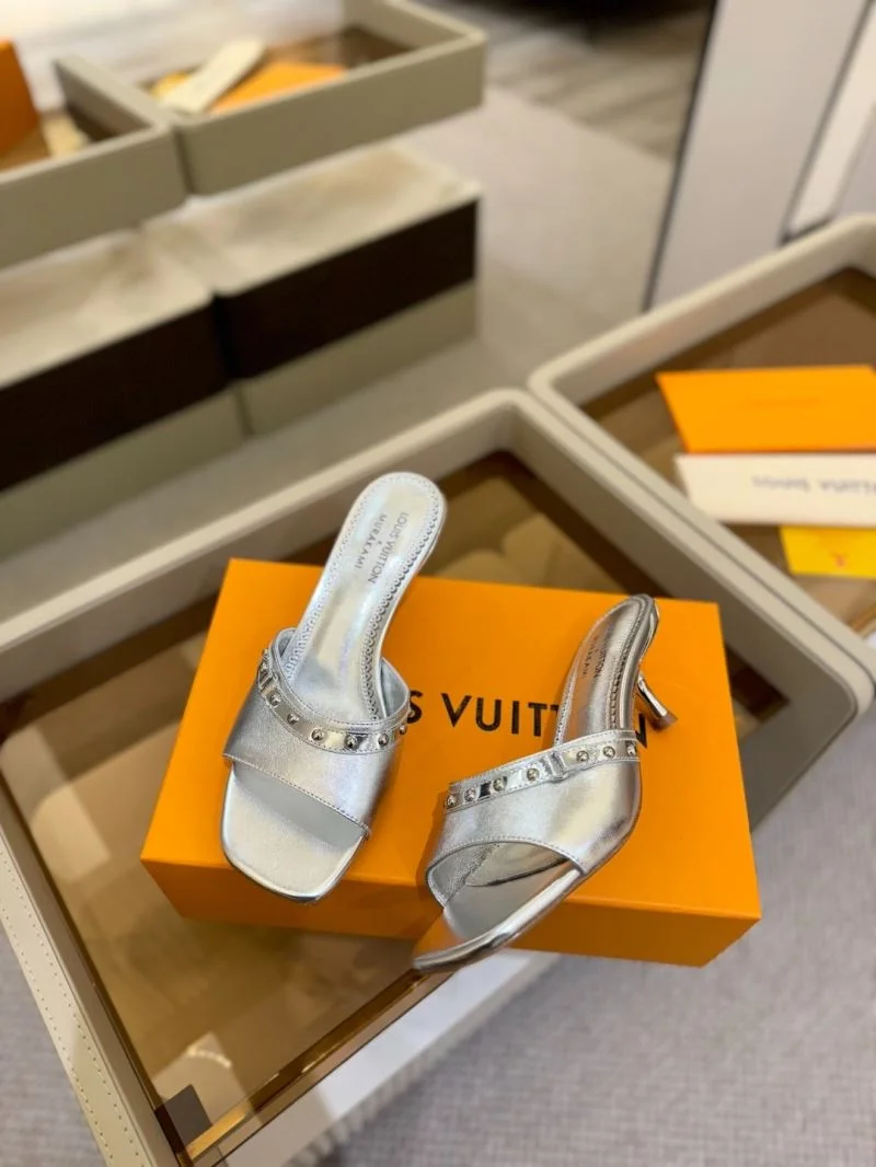 Resilient Louis Vuitton Slippers 31795