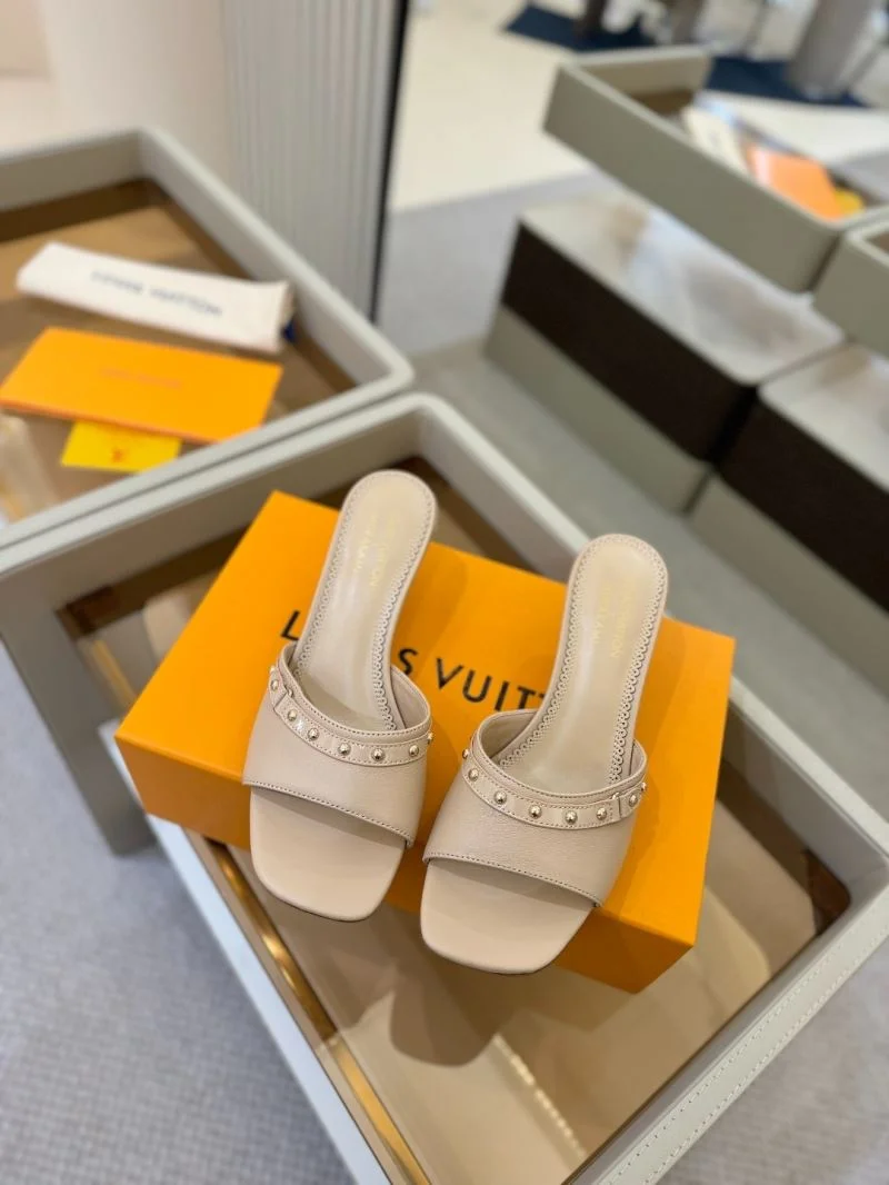 Louis Vuitton Slippers Cozy 31775
