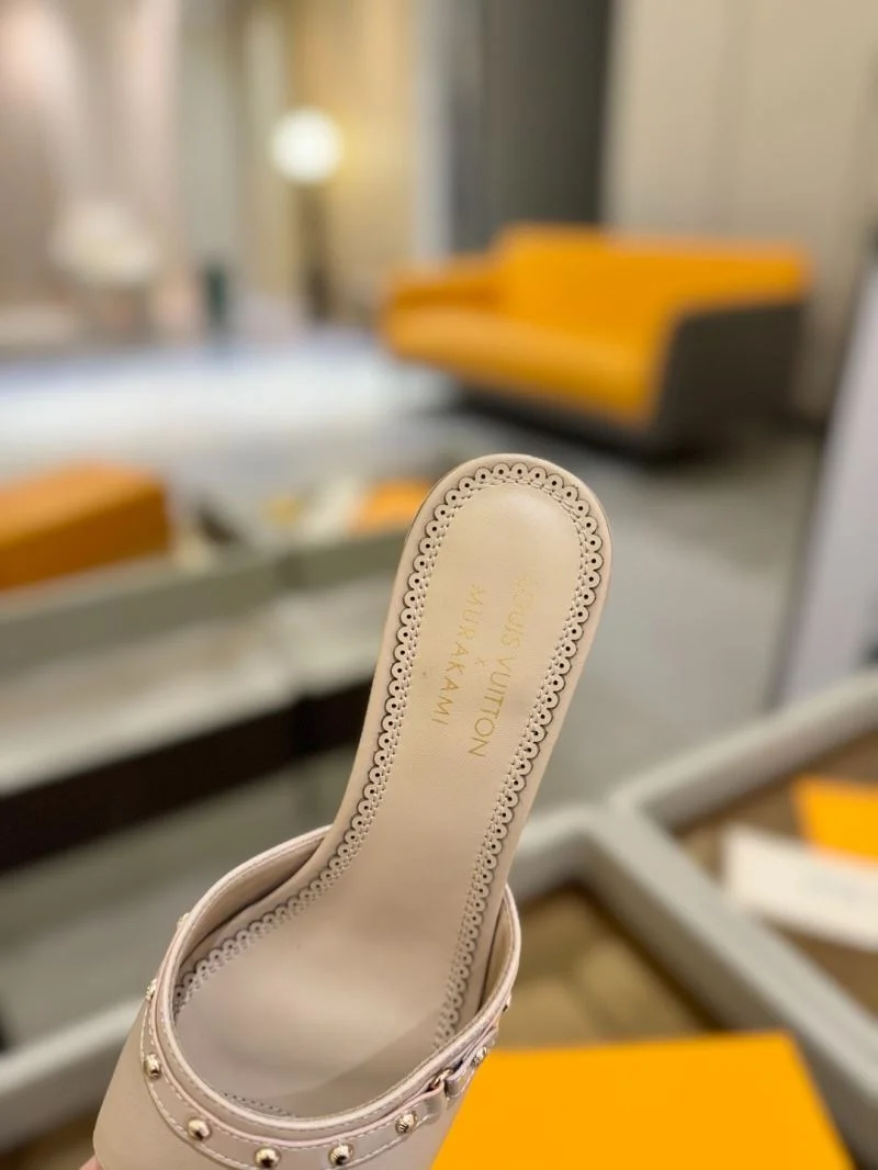Louis Vuitton Slippers Cozy 31775