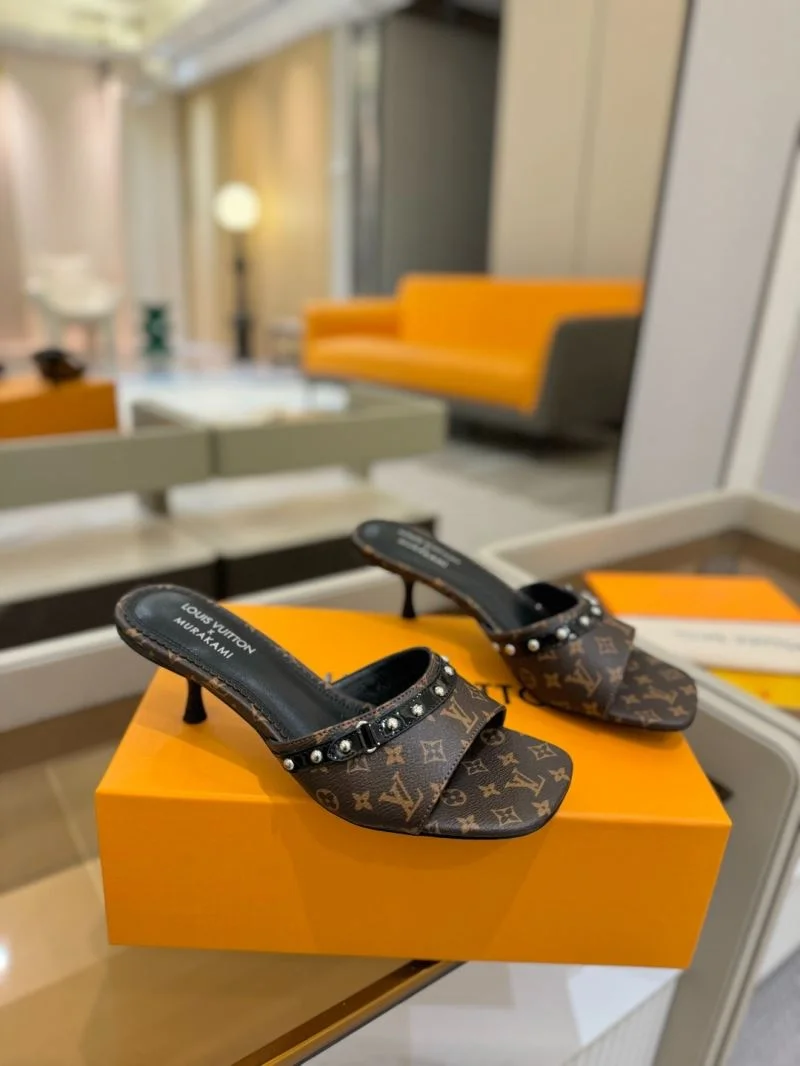 Unique Louis Vuitton Slippers 31783