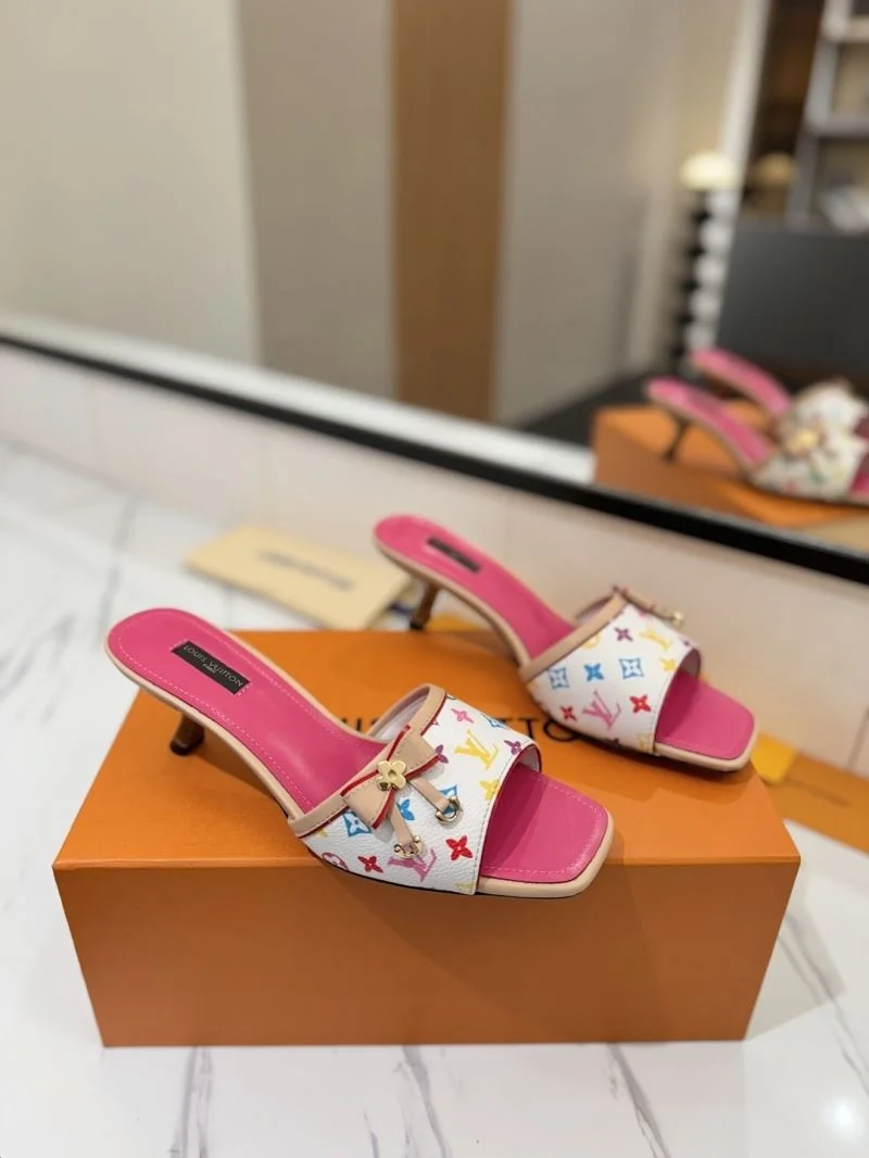 Trendy Louis Vuitton Slippers 31732