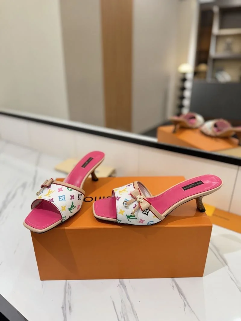 Trendy Louis Vuitton Slippers 31732