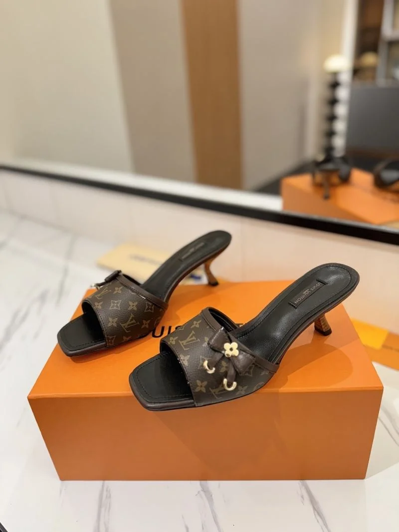 Louis Vuitton Slippers Refined 31761