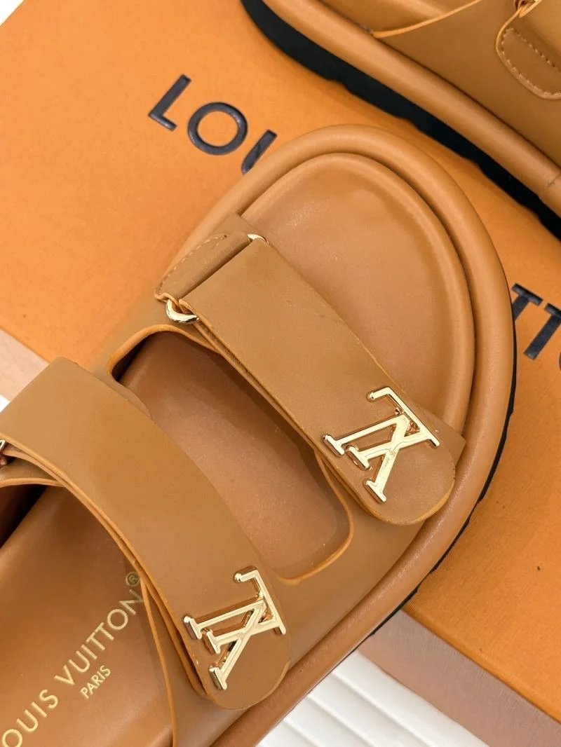 Supportive Louis Vuitton Slippers 31760