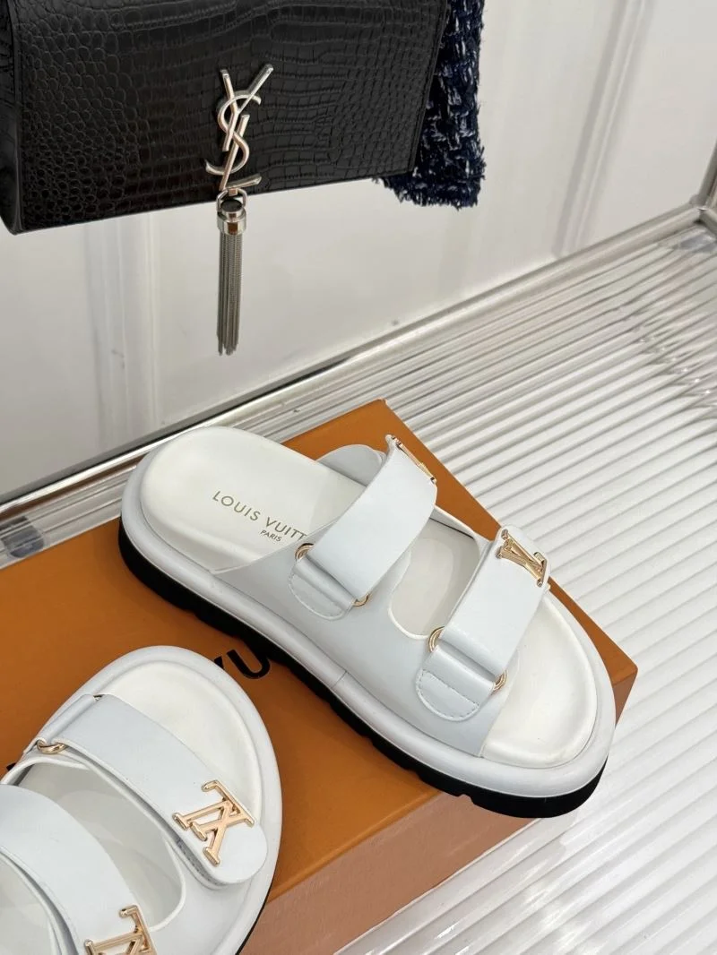 Louis Vuitton Slippers Sustainable 31756