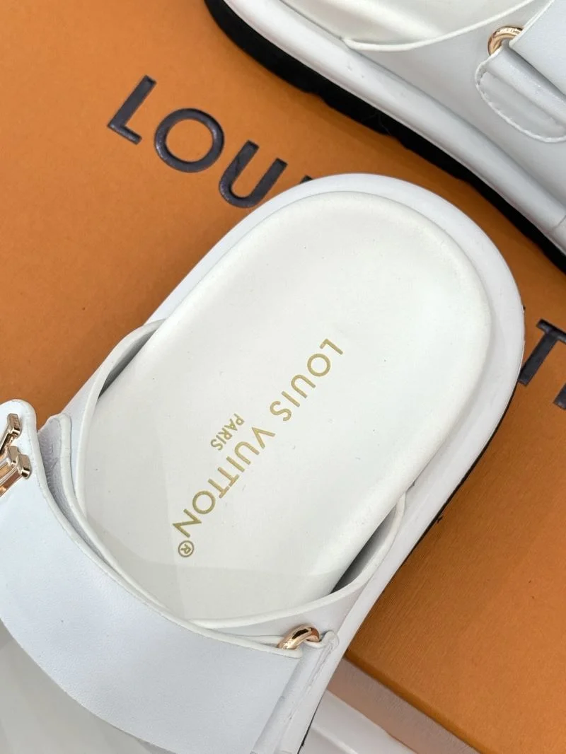 Louis Vuitton Slippers Sustainable 31756