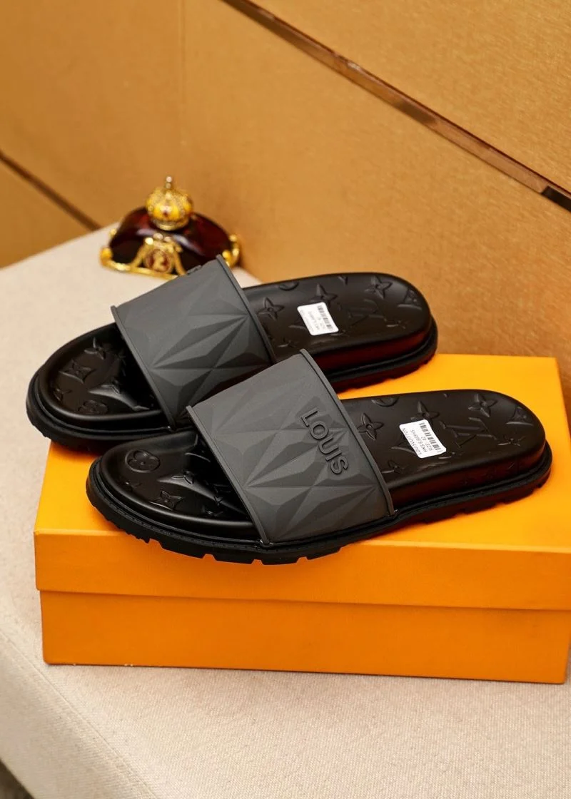 Trendsetting Louis Vuitton Slippers 32686