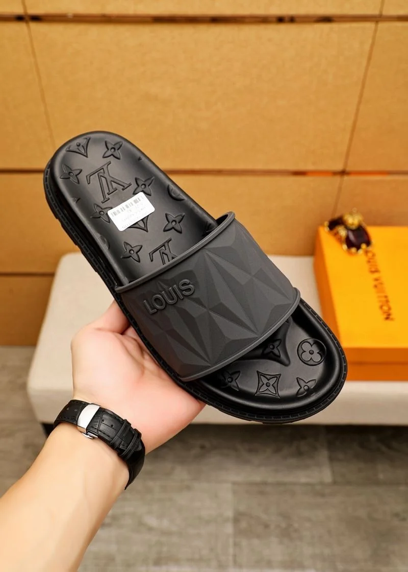 Trendsetting Louis Vuitton Slippers 32686