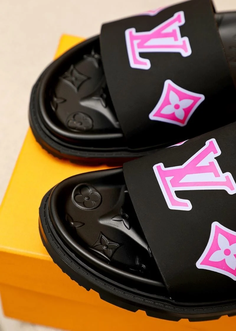Louis Vuitton Slippers Vibrant 32678