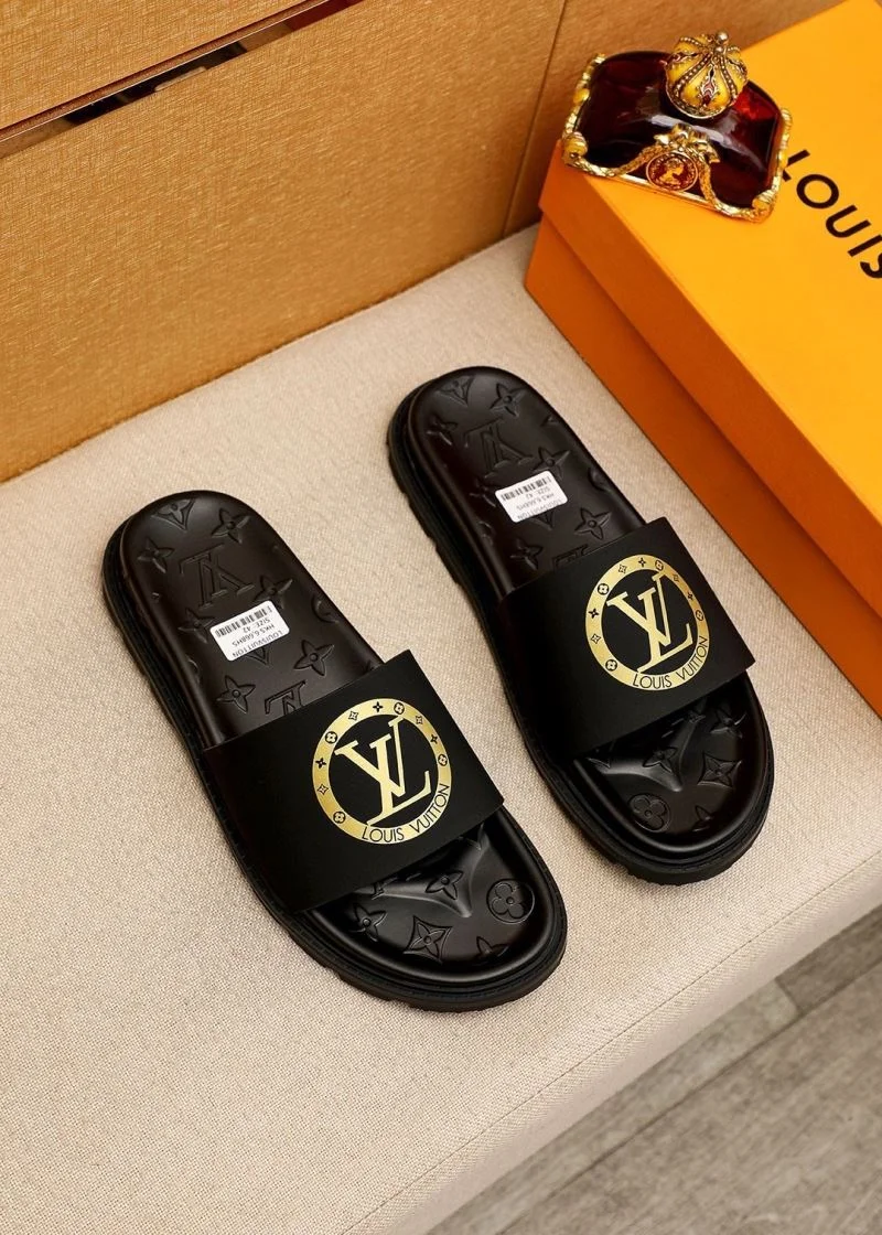 Unisex Louis Vuitton Slippers 32692