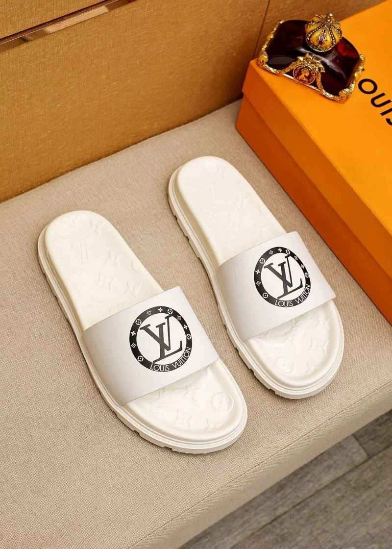 OnTrend Louis Vuitton Slippers 32690