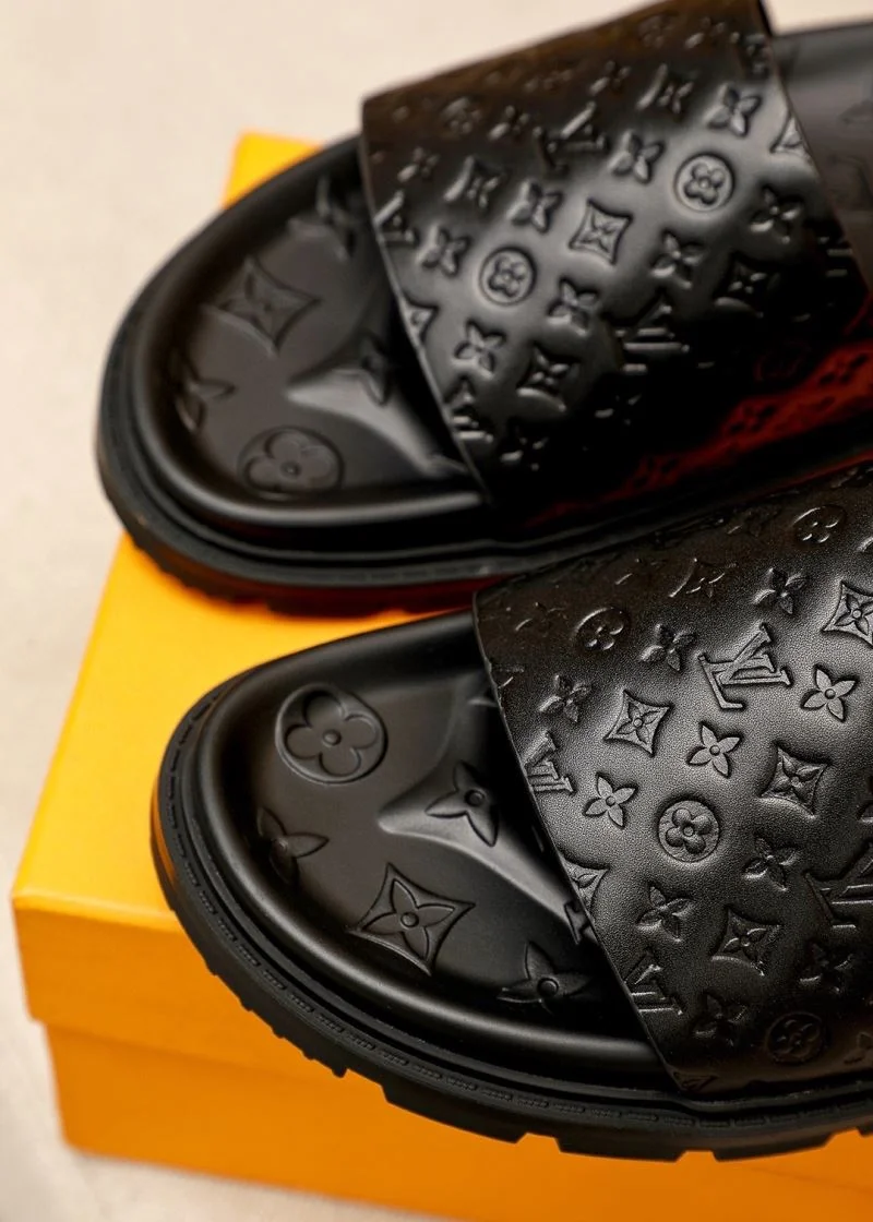 OdorResistant Louis Vuitton Slippers 32672