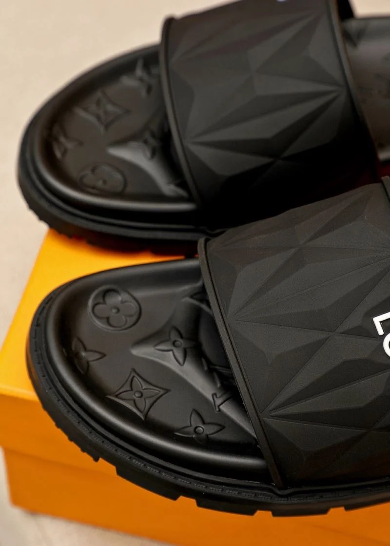 Louis Vuitton Slippers SoftTouch 32669