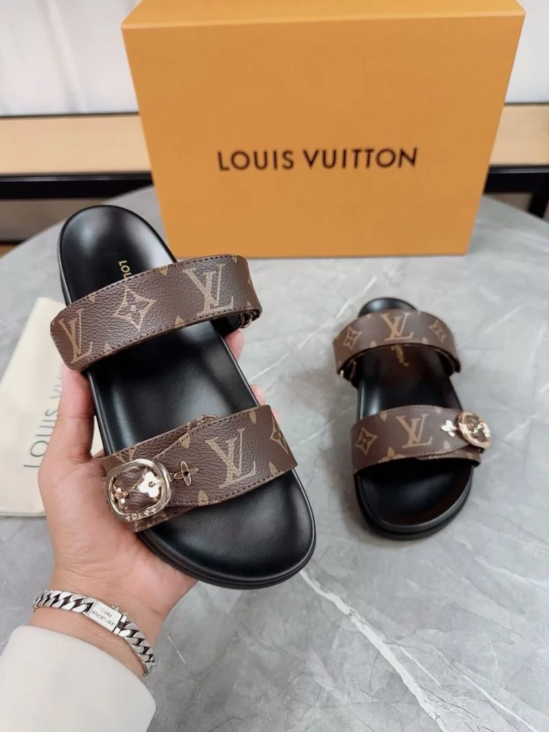 Fashionable Louis Vuitton Slippers 32660