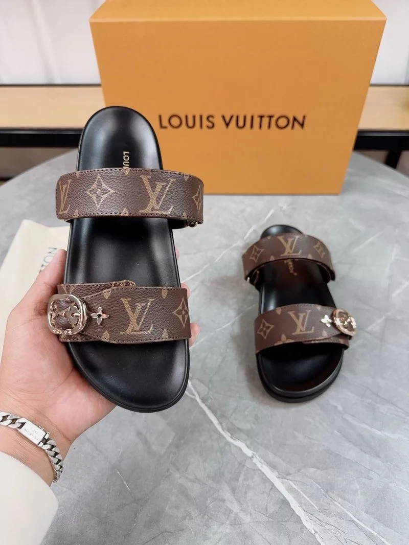 Fashionable Louis Vuitton Slippers 32660