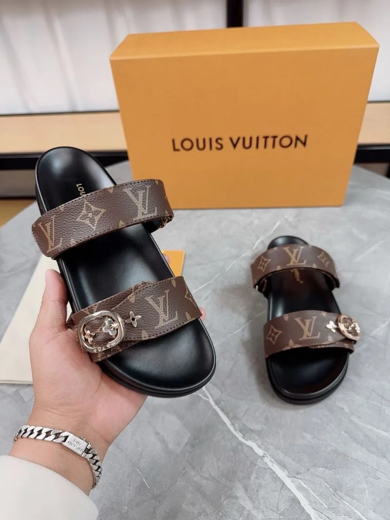 Fashionable Louis Vuitton Slippers 32660