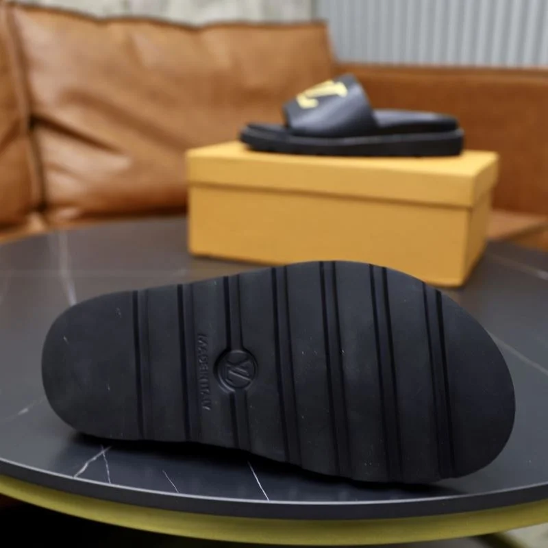 Louis Vuitton Slippers Lightweight 32658