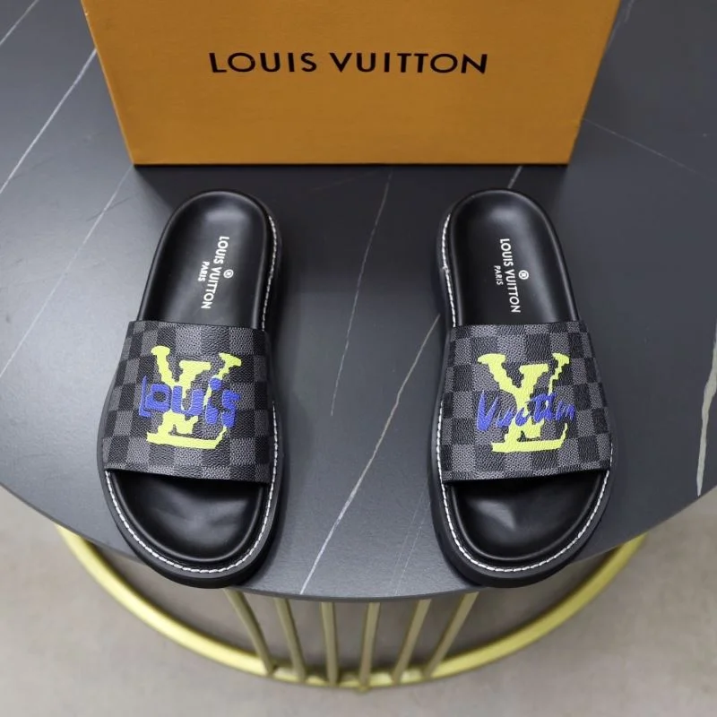 Snug Louis Vuitton Slippers 32645