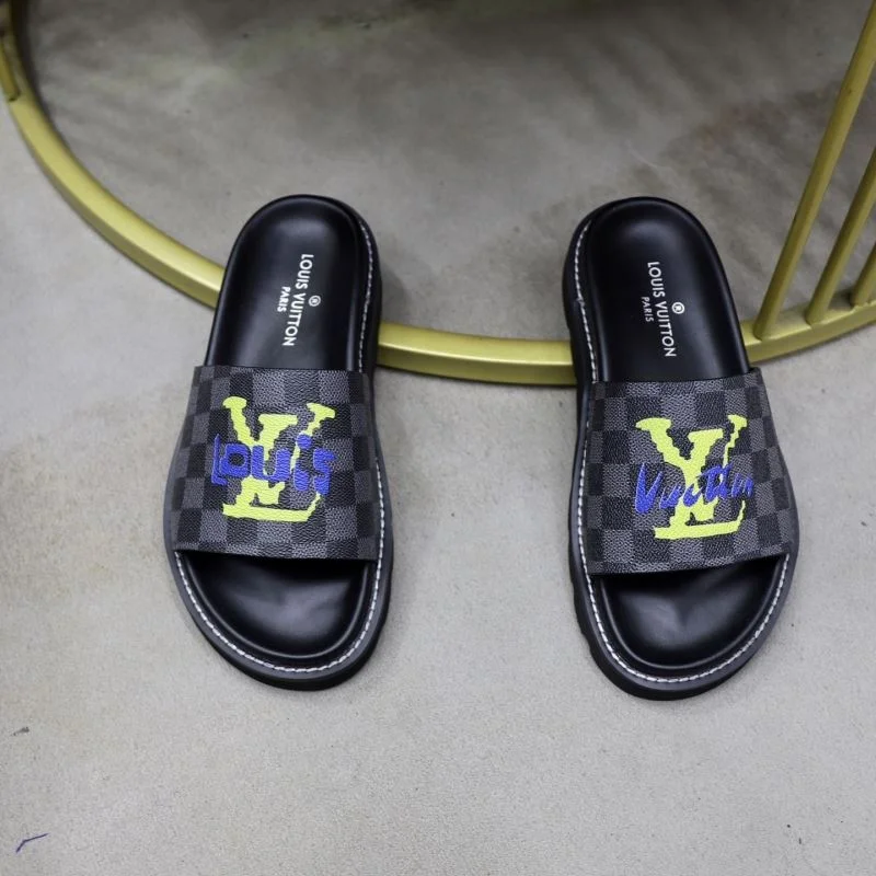 Snug Louis Vuitton Slippers 32645