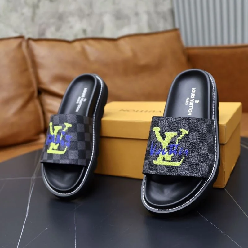 Snug Louis Vuitton Slippers 32645
