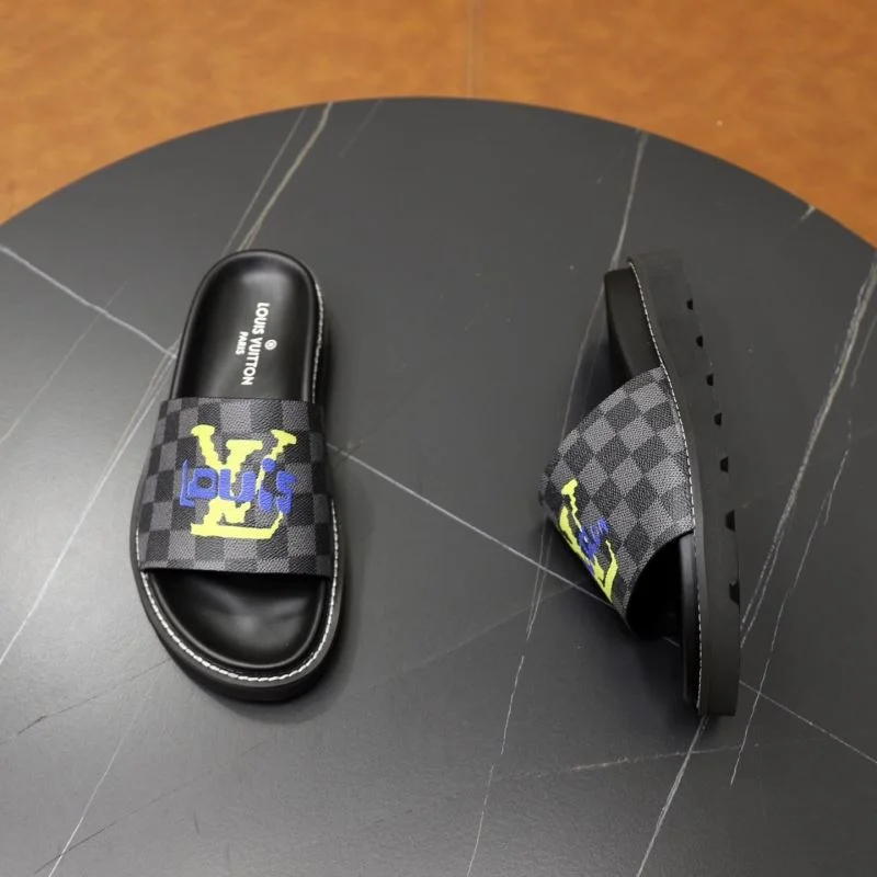Snug Louis Vuitton Slippers 32645