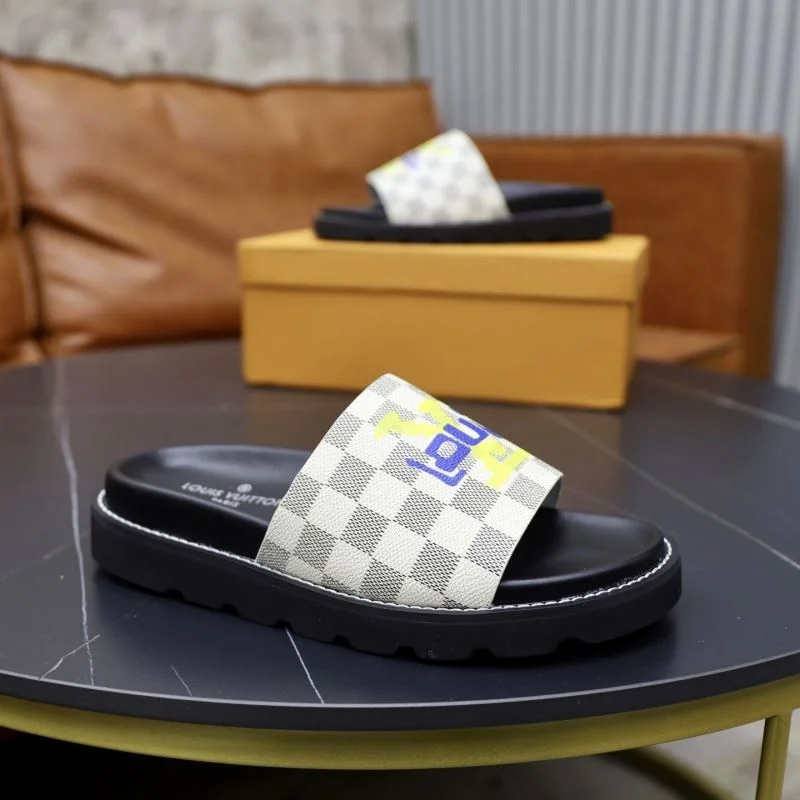 SmoothTexture Louis Vuitton Slippers 32655