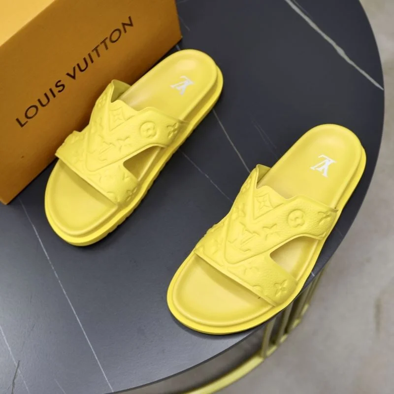 AllSeason Louis Vuitton Slippers 32640