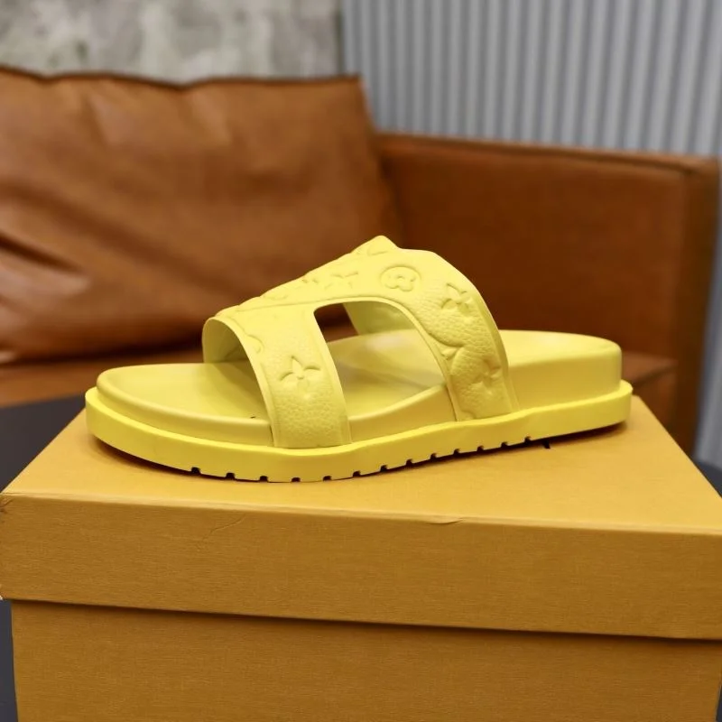 AllSeason Louis Vuitton Slippers 32640