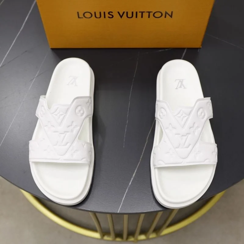 Louis Vuitton Slippers Attractive 32648