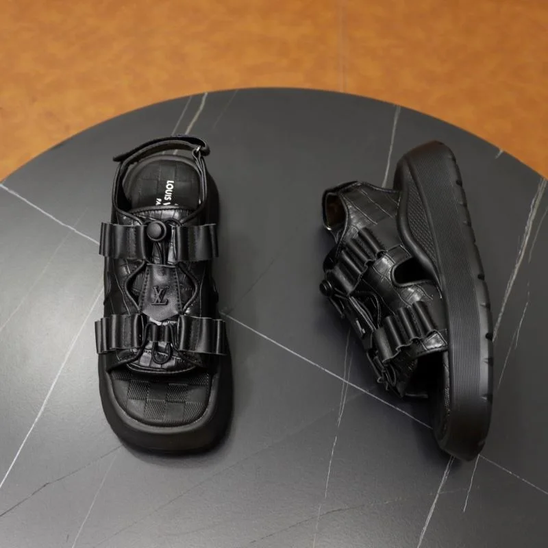 Timeless Louis Vuitton Slippers 32652