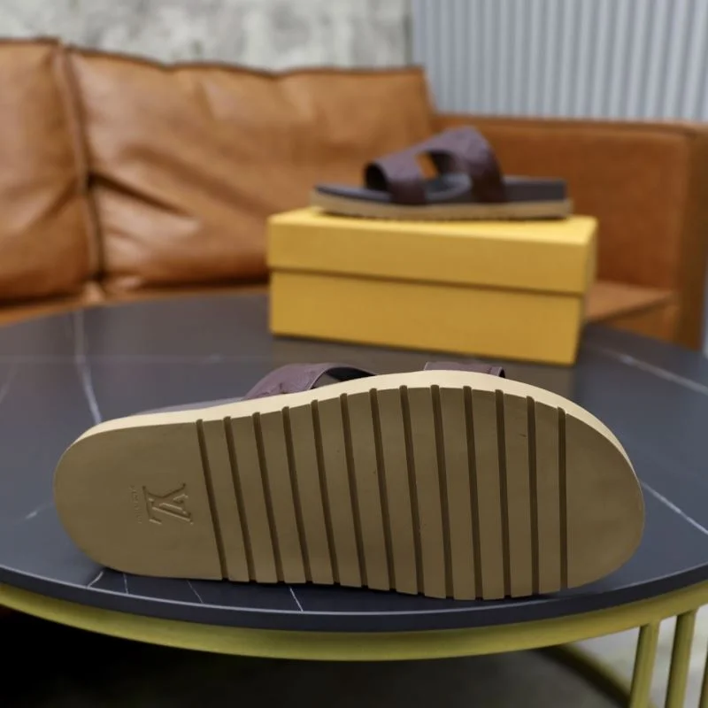 Louis Vuitton Slippers Sleek 32646