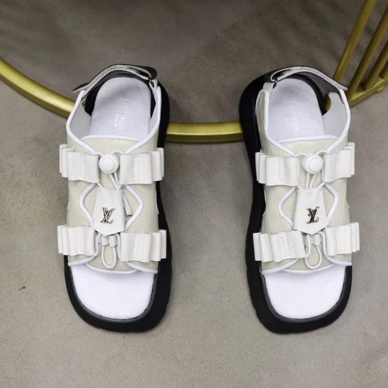 Snug Louis Vuitton Slippers 32657
