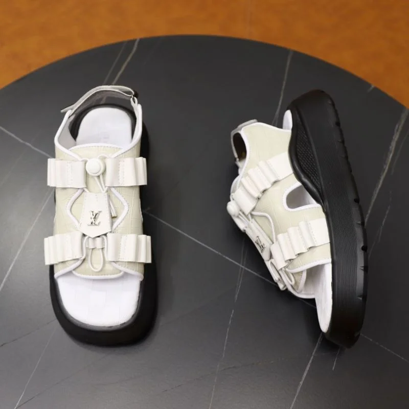 Snug Louis Vuitton Slippers 32657