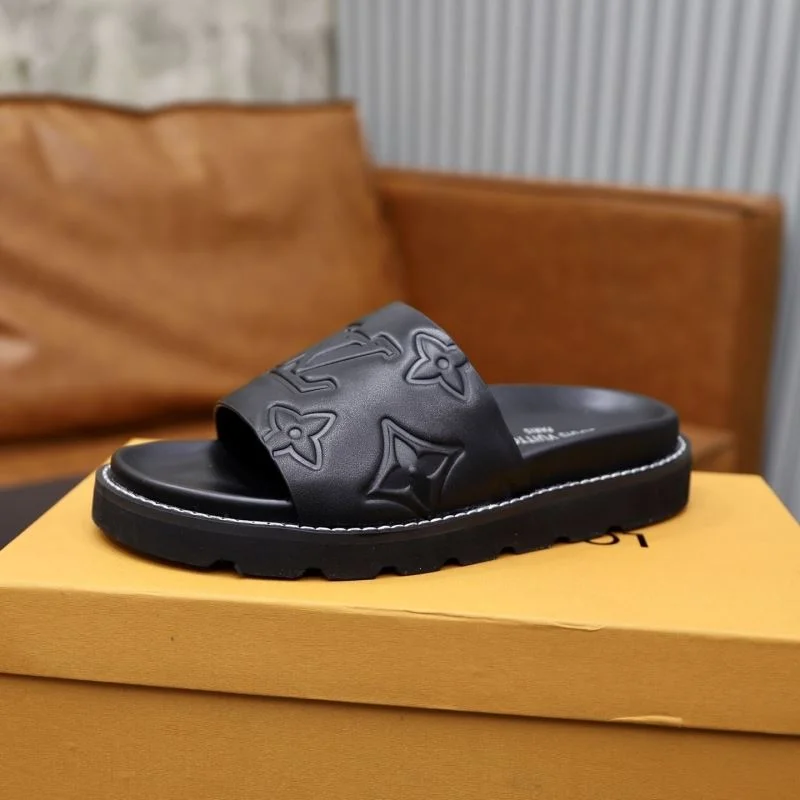 Comfortable Louis Vuitton Slippers 32641