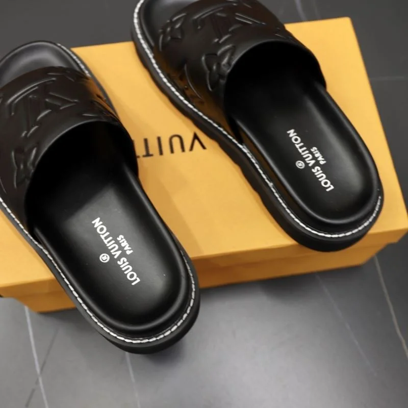 Comfortable Louis Vuitton Slippers 32641