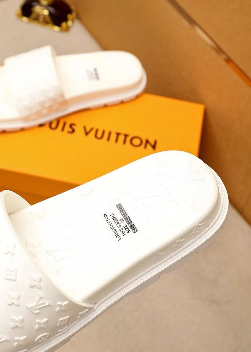 Breathable Louis Vuitton Slippers 32649