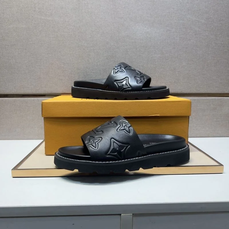 Louis Vuitton Slippers Sleek 32634