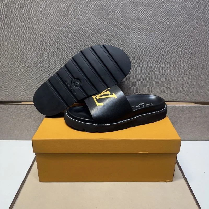 Cozy Louis Vuitton Slippers 32632
