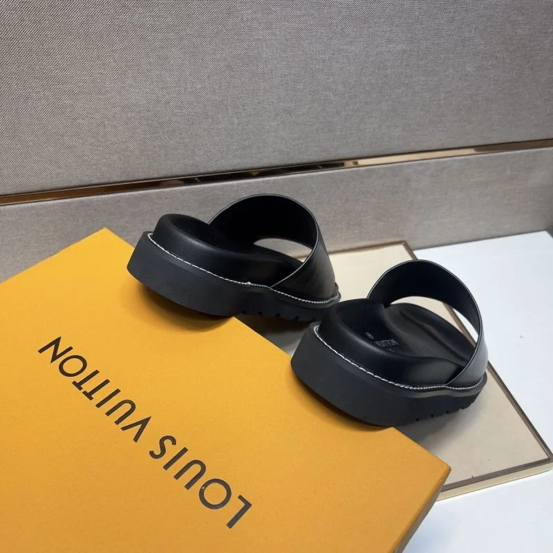 Cozy Louis Vuitton Slippers 32632