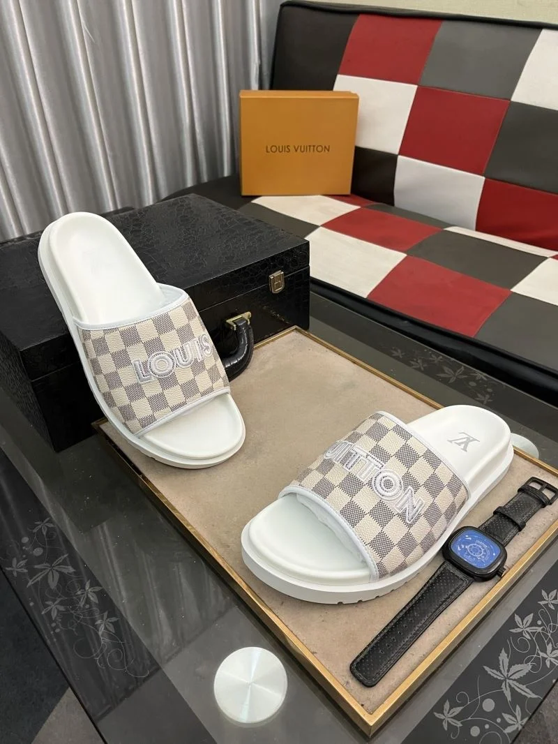Louis Vuitton Slippers Practical 32625